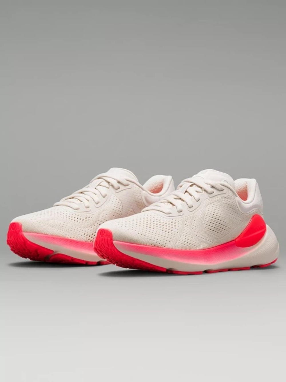 Lululemon Team Canada Beyondfeel Running Shoes size 6.5